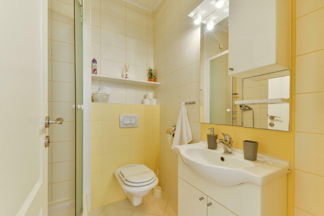 Apartments Dakovic Pakostane Exterior photo